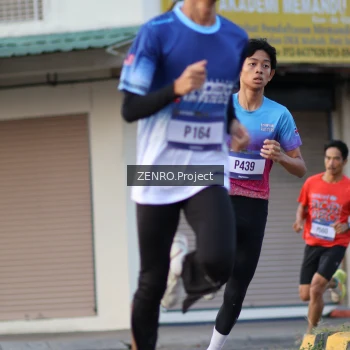 Runner Photo 3471085