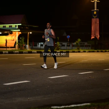 Runner Photo 3471087