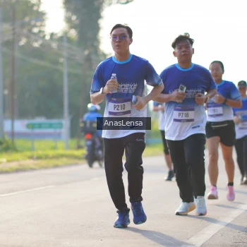 Runner Photo 3471094