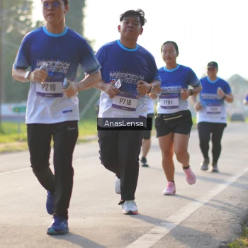 Runner Photo 3471098