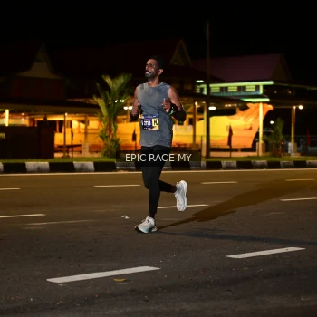 Runner Photo 3471111