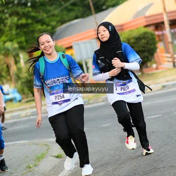 Runner Photo 3471117