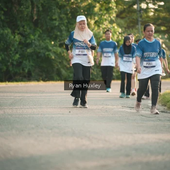 Runner Photo 3471139