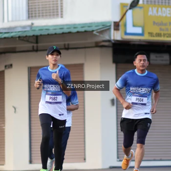 Runner Photo 3471204