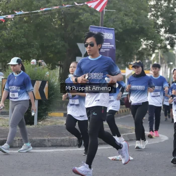 Runner Photo 3471214