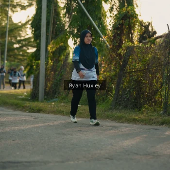 Runner Photo 3471245