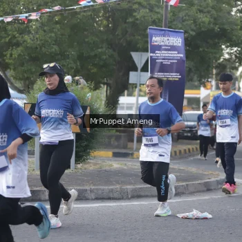 Runner Photo 3471253