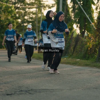 Runner Photo 3471372