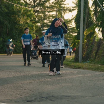 Runner Photo 3471373