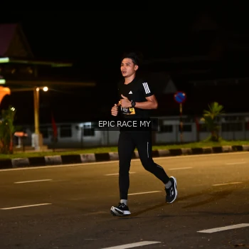 Runner Photo 3471374