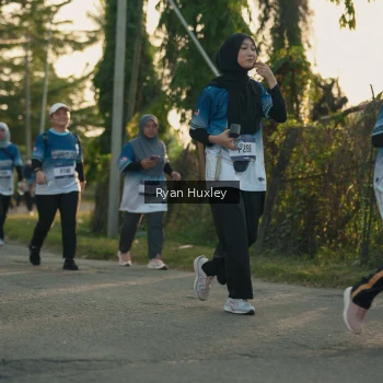 Runner Photo 3471379