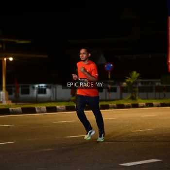 Runner Photo 3471389