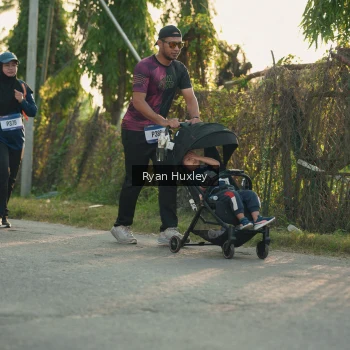 Runner Photo 3471391