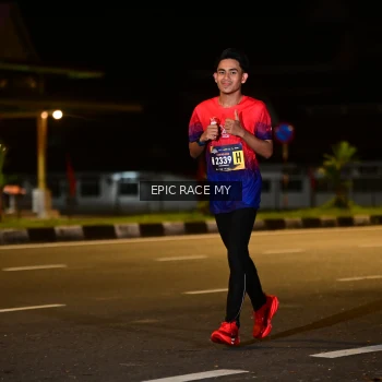 Runner Photo 3471420