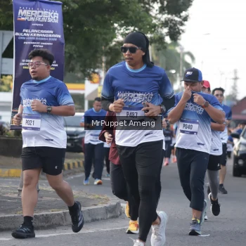 Runner Photo 3471423