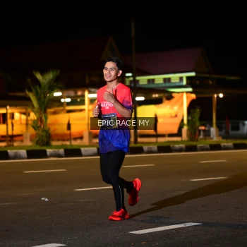 Runner Photo 3471445