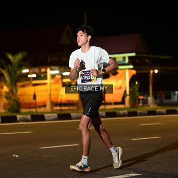 Runner Photo 3471457