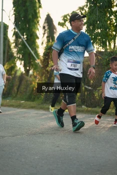Runner Photo 3471479