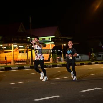 Runner Photo 3471499