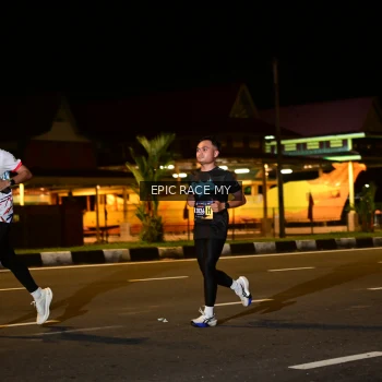 Runner Photo 3471513