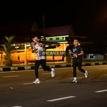 Runner Photo 3471515