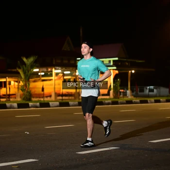 Runner Photo 3471573