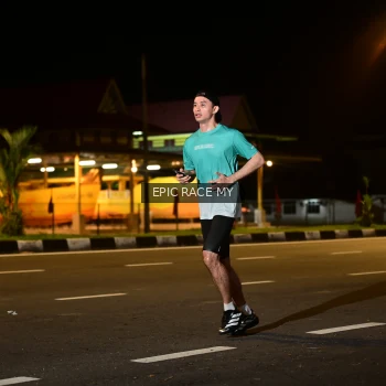 Runner Photo 3471575