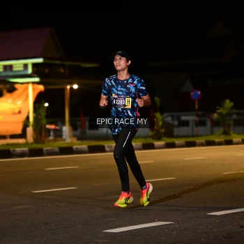 Runner Photo 3471590