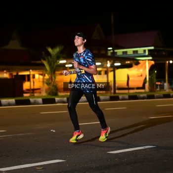 Runner Photo 3471603