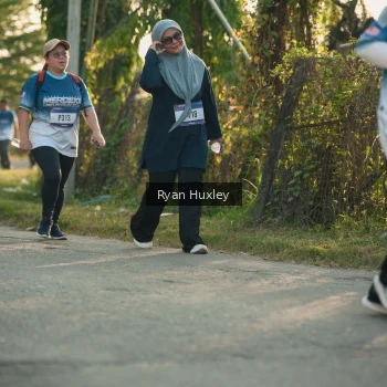 Runner Photo 3471633