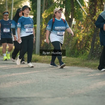 Runner Photo 3471642