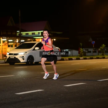 Runner Photo 3471675