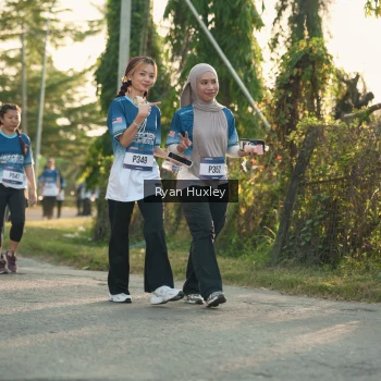Runner Photo 3471703