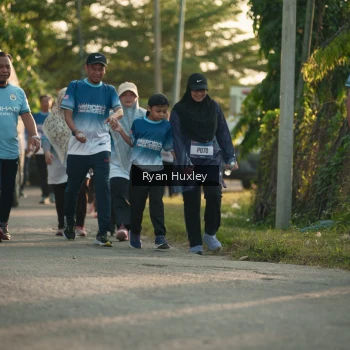 Runner Photo 3471714