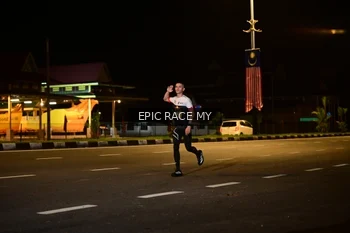 Runner Photo 3471731