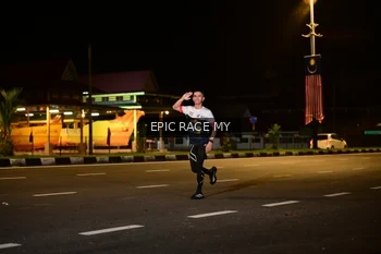 Runner Photo 3471739