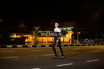Runner Photo 3471746
