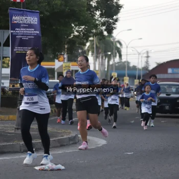 Runner Photo 3471774