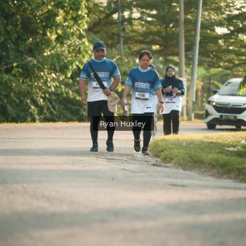 Runner Photo 3471795