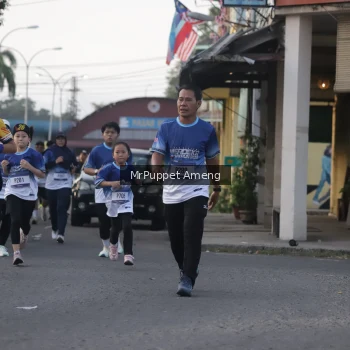 Runner Photo 3471818