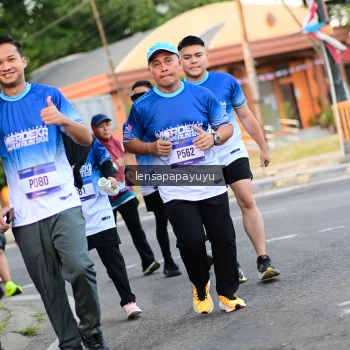 Runner Photo 3471850
