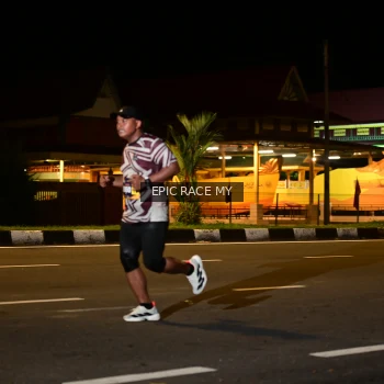 Runner Photo 3471853