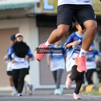 Runner Photo 3471856