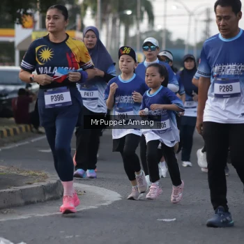 Runner Photo 3471858