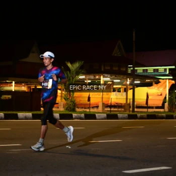 Runner Photo 3471873