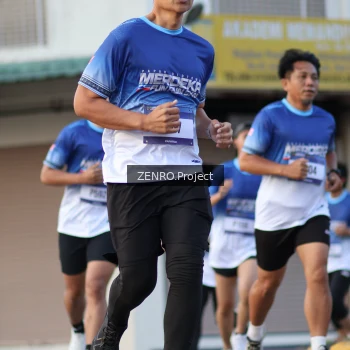 Runner Photo 3471877