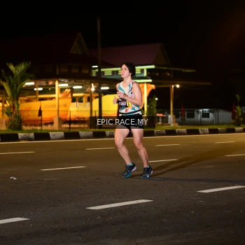 Runner Photo 3471879