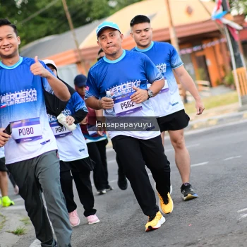 Runner Photo 3471890