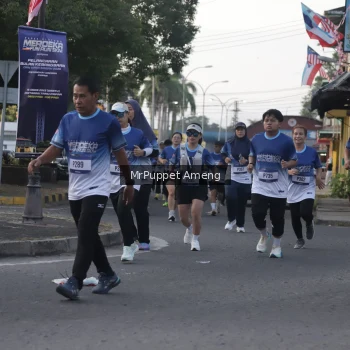 Runner Photo 3471898
