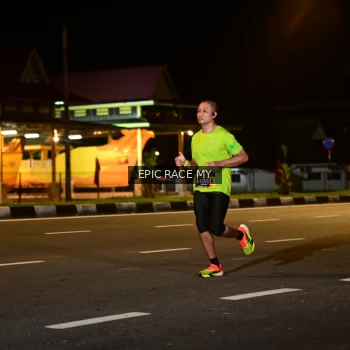 Runner Photo 3471905
